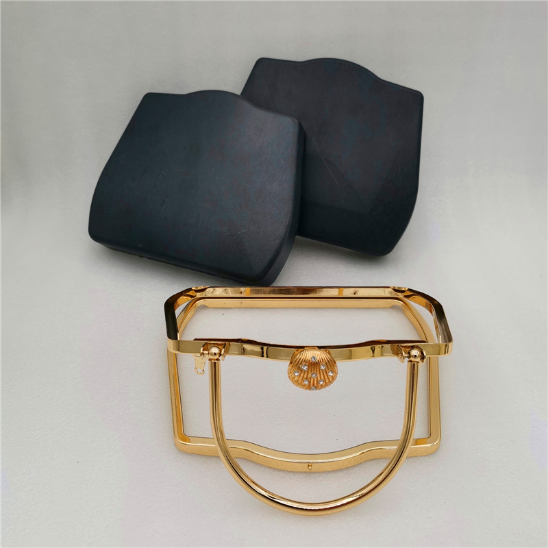 Marco de monedero hecho a mano - Women Bags Manufacturer reseña y precio
