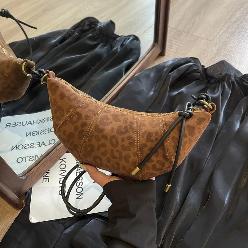 Bolso de Hombro de Terciopelo  - Women Bags Manufacturer reseña y precio